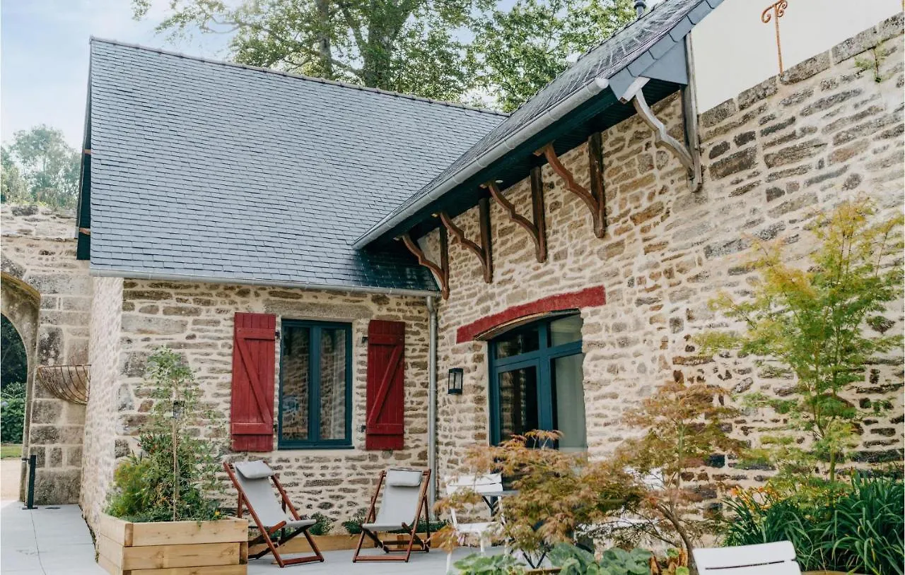 Beautiful Home In Concarneau With Wifi 0*,