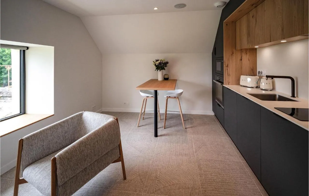 Apartment Beautiful Home In Concarneau With Wifi